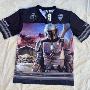 Blackmilk The Mandalorian Art
Touchdown Star Wars Disney Size Medium
BNWT